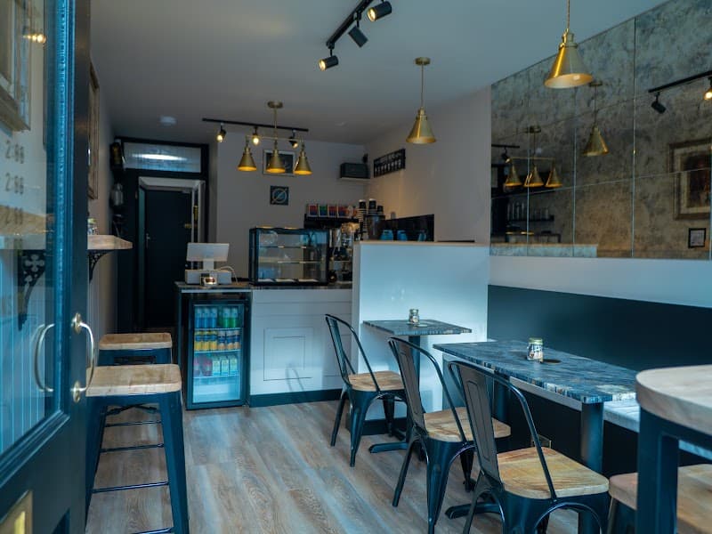 South Street Coffee Co: The Harbourside Cafe That's Got Emsworth Talking